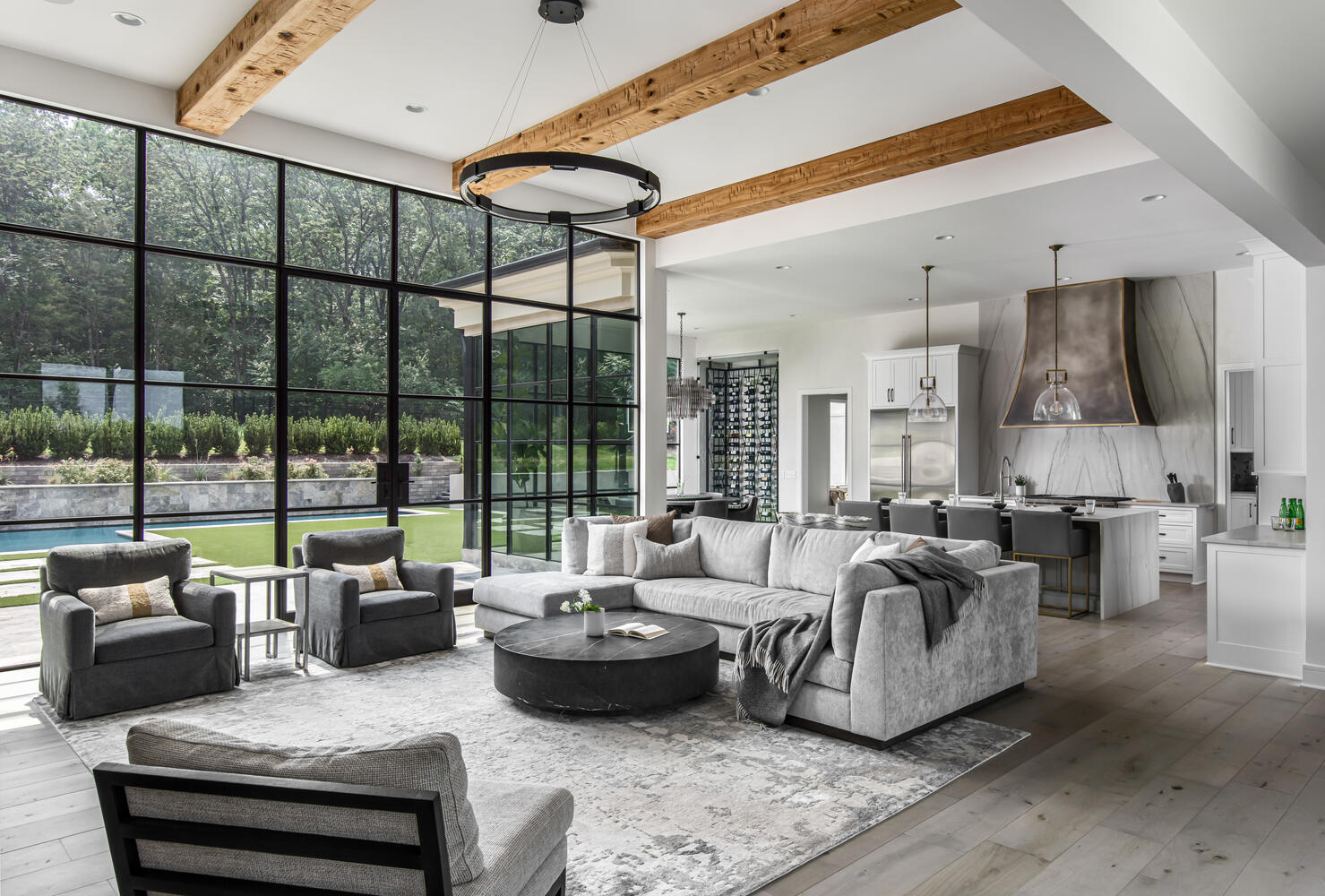 Belle Meade Grand Estate outdoor living